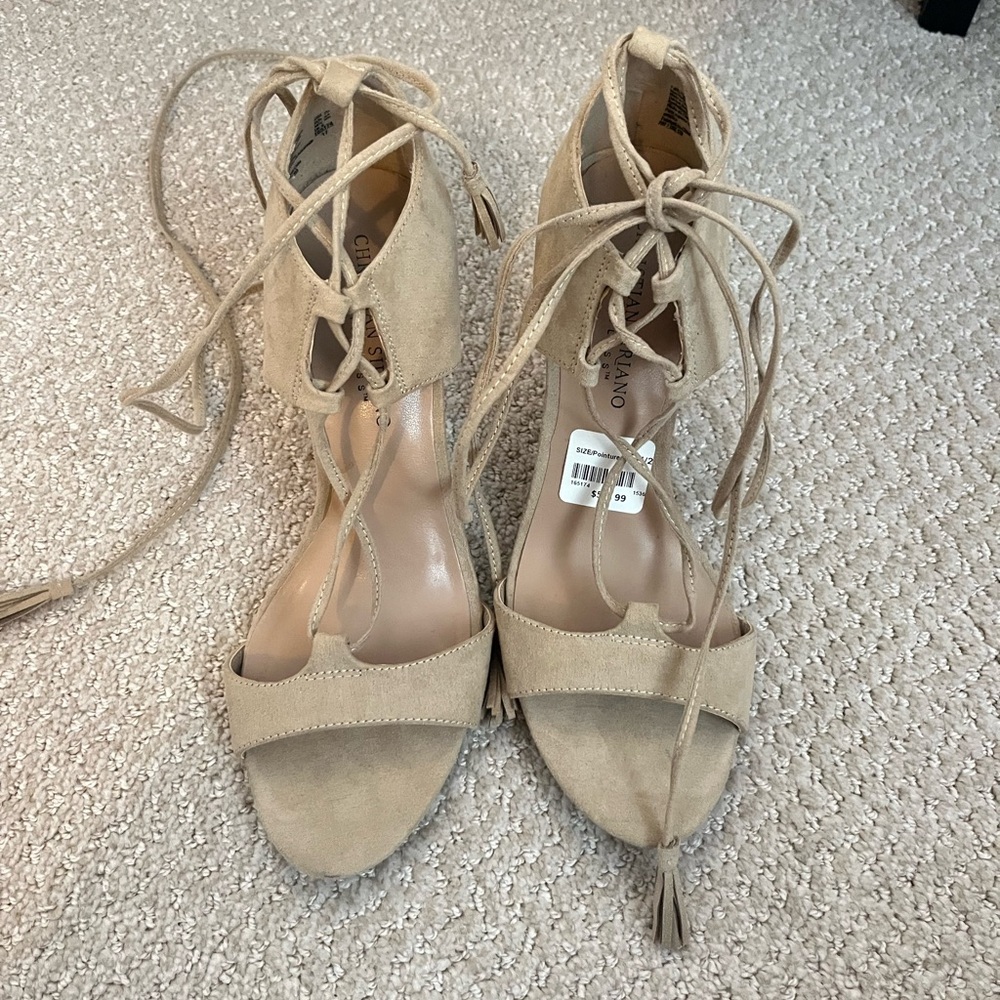 Tie up heels